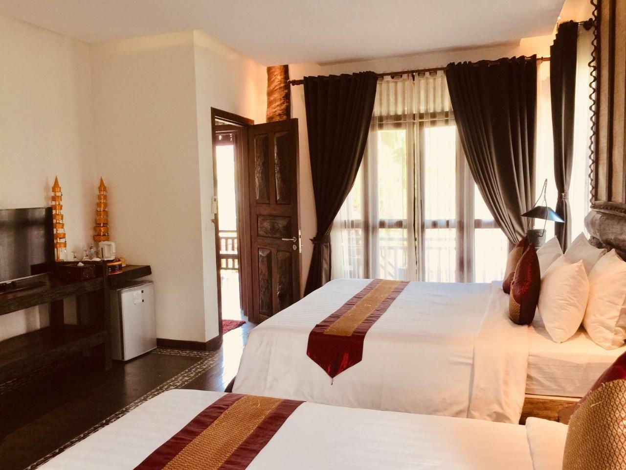 ชวา วูดเดน วิลลา แอนด์ เรสซิเดนซ์ Hotel เสียมราฐ ภายนอก รูปภาพ